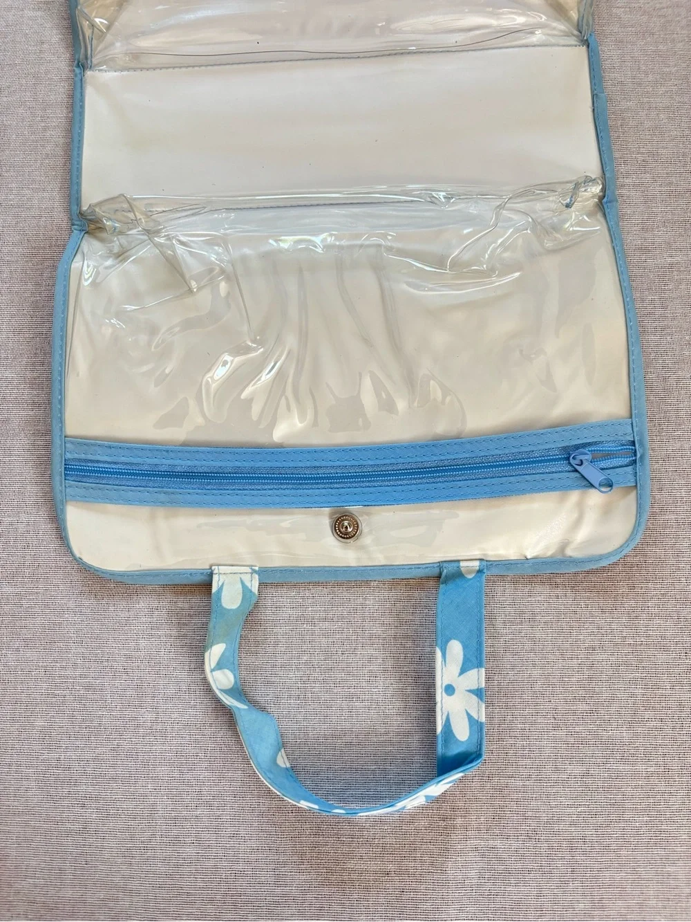 Vintage blue daisy boho vinyl clutch pouch.